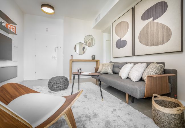 Apartamento em Tel Aviv - Jaffa - MAMAD High End & Design Apt with Balcony by FeelHome Apartamento em Tel Aviv - Jaffa - MAMAD High End & Design Apt with Balcony by FeelHome