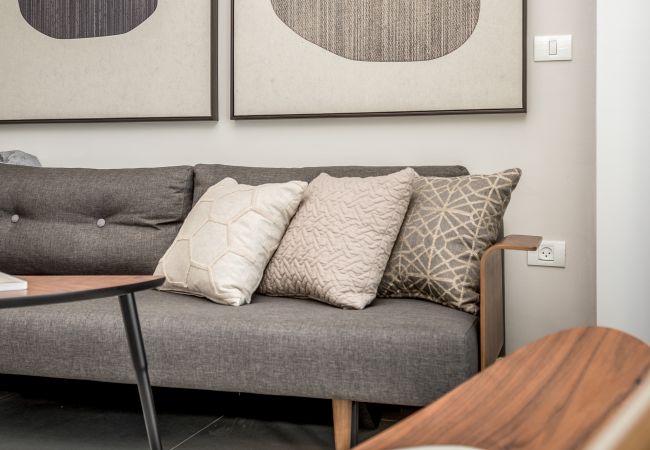 Apartamento em Tel Aviv - Jaffa - MAMAD High End & Design Apt with Balcony by FeelHome Apartamento em Tel Aviv - Jaffa - MAMAD High End & Design Apt with Balcony by FeelHome