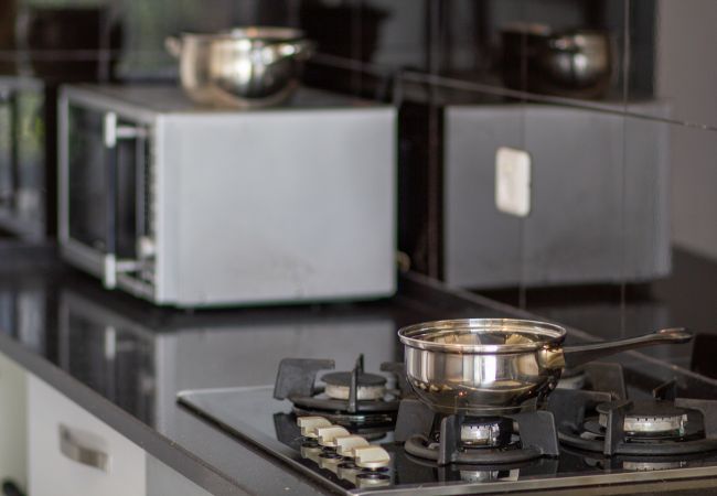 Apartamento em Tel Aviv - Jaffa - Bright 3BR in the Beating Heart of TLV by FeelHome  Apartamento em Tel Aviv - Jaffa - Bright 3BR in the Beating Heart of TLV by FeelHome