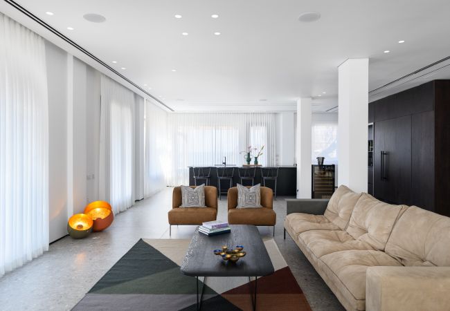 Villa em Beit Yanai - MAMAD Ultimate Luxury Villa & Wild Beach by FeelHome Villa em Beit Yanai - MAMAD Ultimate Luxury Villa & Wild Beach by FeelHome