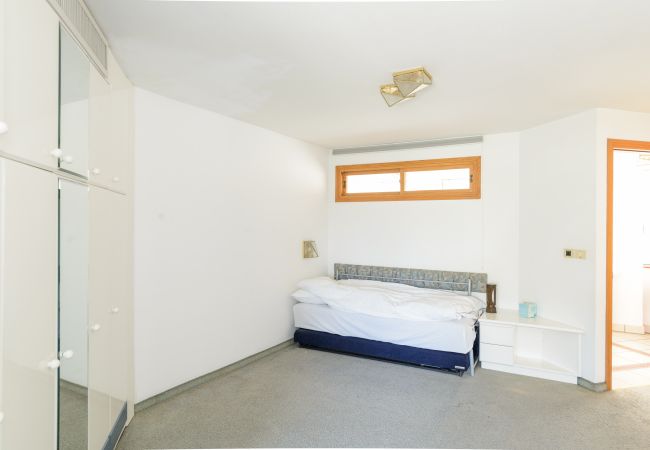 Villa em Netanya - MAMAD Coastal Mansion Private Pool in Netanya by FeelHome Villa em Netanya - MAMAD Coastal Mansion Private Pool in Netanya by FeelHome