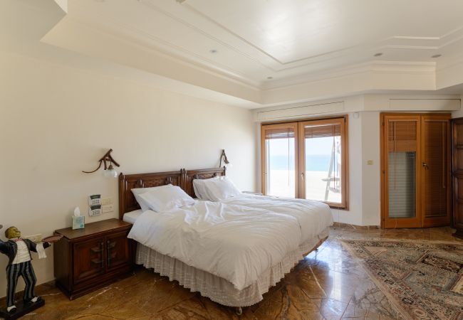 Villa em Netanya - MAMAD Coastal Mansion Private Pool in Netanya by FeelHome Villa em Netanya - MAMAD Coastal Mansion Private Pool in Netanya by FeelHome