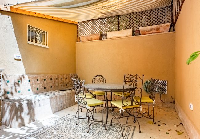 Apartamento em Tel Aviv - Jaffa - MAMAD Designer Gem Secret Patio & Jacuzzi Near Beach by FeelHome Apartamento em Tel Aviv - Jaffa - MAMAD Designer Gem Secret Patio & Jacuzzi Near Beach by FeelHome