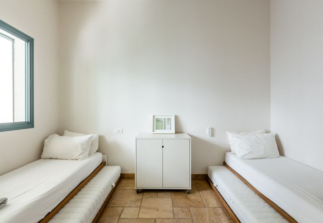 Apartamento em Tel Aviv - Jaffa - Classy & Authentic Heart of TLV by FeelHome Apartamento em Tel Aviv - Jaffa - Classy & Authentic Heart of TLV by FeelHome