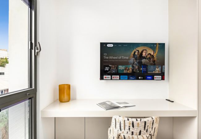 Apartamento em Tel Aviv - Jaffa - MAMAD Luxury 3BR Next to Geula Beach by FeelHome Apartamento em Tel Aviv - Jaffa - MAMAD Luxury 3BR Next to Geula Beach by FeelHome