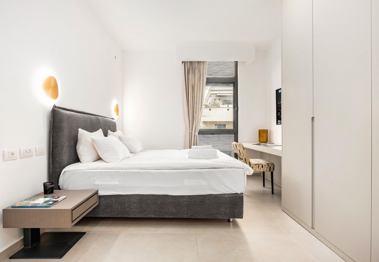 Apartamento em Tel Aviv - Jaffa - MAMAD Luxury 3BR Next to Geula Beach by FeelHome Apartamento em Tel Aviv - Jaffa - MAMAD Luxury 3BR Next to Geula Beach by FeelHome