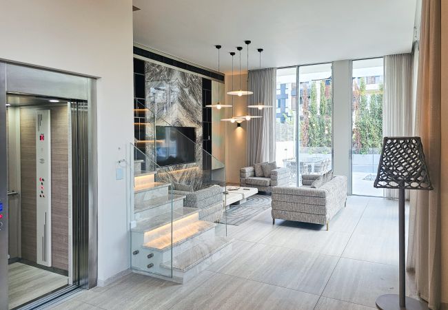 Villa em Herzliya - MAMAD Luxury New Villa with Private Pool by FeelHome Villa em Herzliya - MAMAD Luxury New Villa with Private Pool by FeelHome