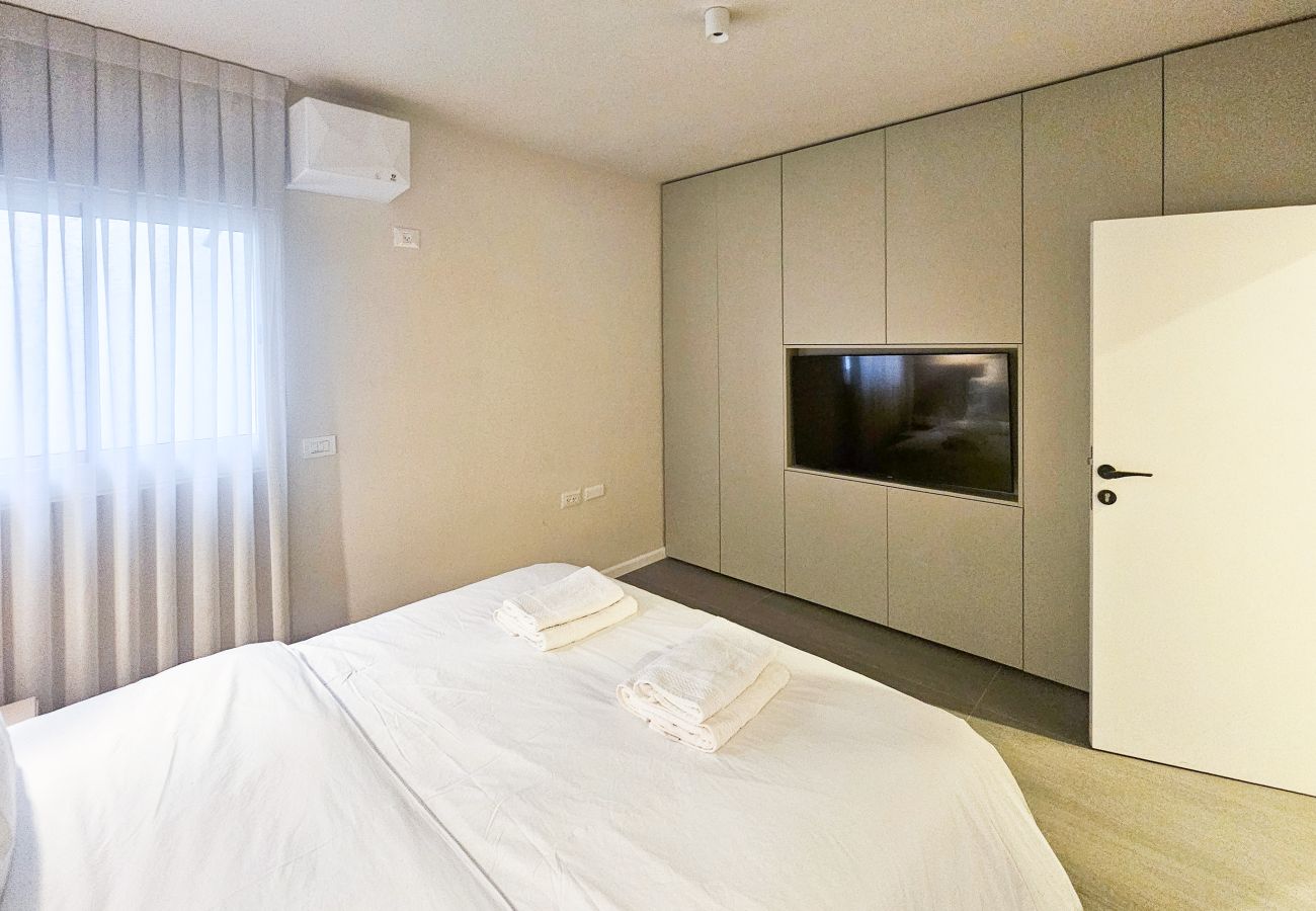 Villa em Herzliya - MAMAD Luxury New Villa with Private Pool by FeelHome Villa em Herzliya - MAMAD Luxury New Villa with Private Pool by FeelHome