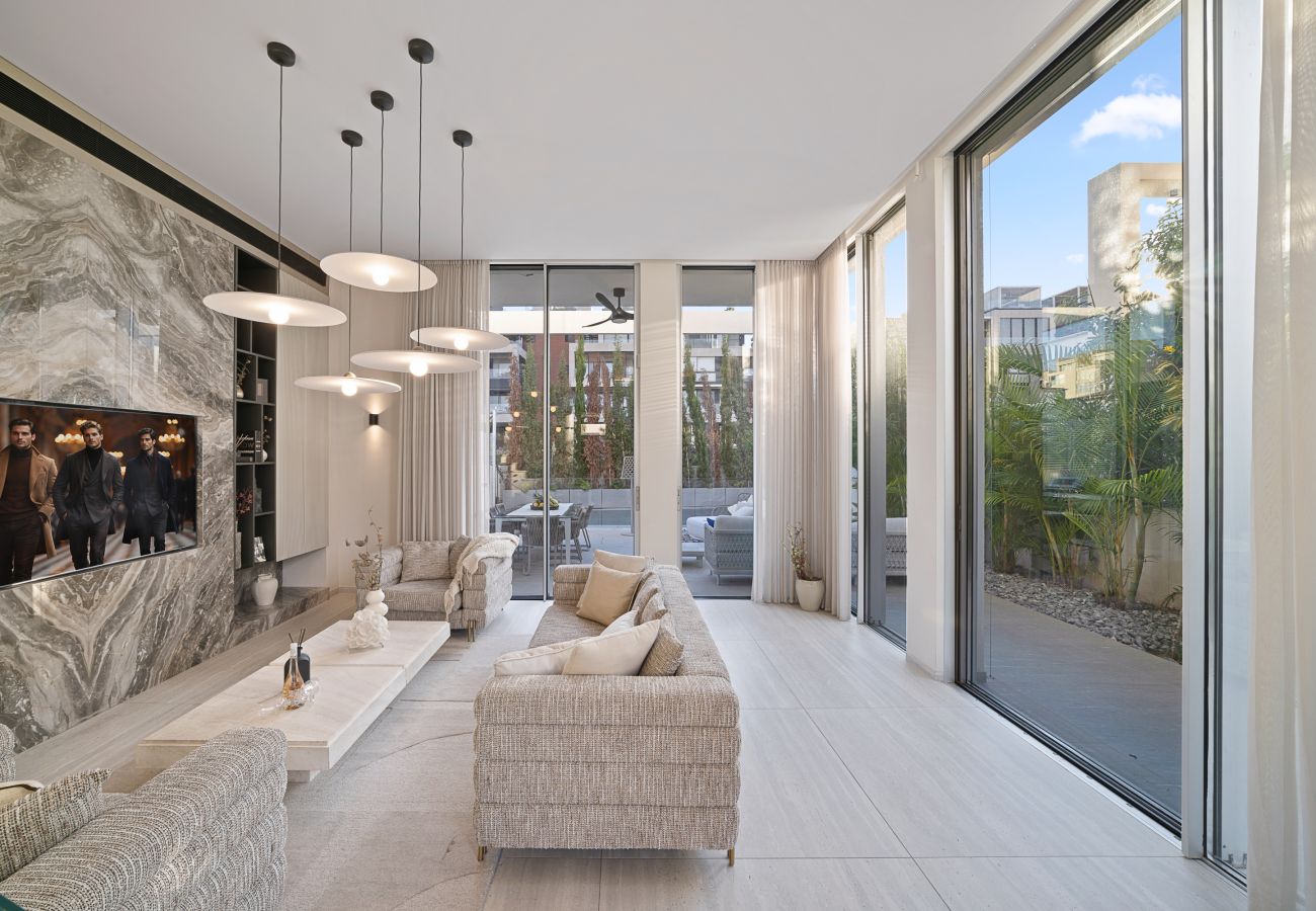 Villa em Herzliya - MAMAD Luxury New Villa with Heated Private Pool by FeelHome