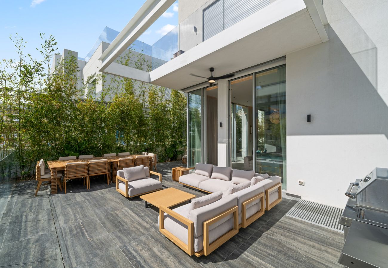 Villa em Herzliya - Luxury Brand New Villa with Pool by FeelHome Villa em Herzliya - Luxury Brand New Villa with Pool by FeelHome