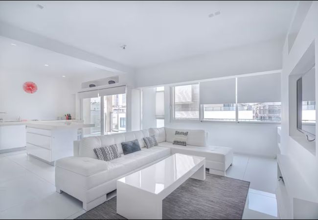 Apartamento em Tel Aviv - Jaffa - Bright & Family Friendly Near Beach by FeelHome