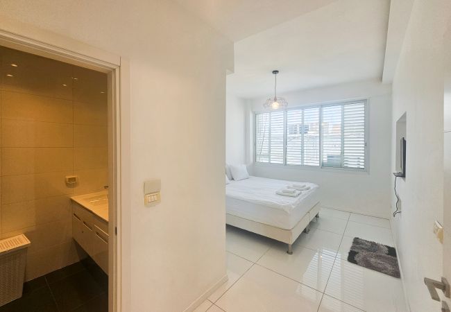 Apartamento em Tel Aviv - Jaffa - MIKLAT Bright & Family Friendly Near Beach by FeelHome Apartamento em Tel Aviv - Jaffa - MIKLAT Bright & Family Friendly Near Beach by FeelHome
