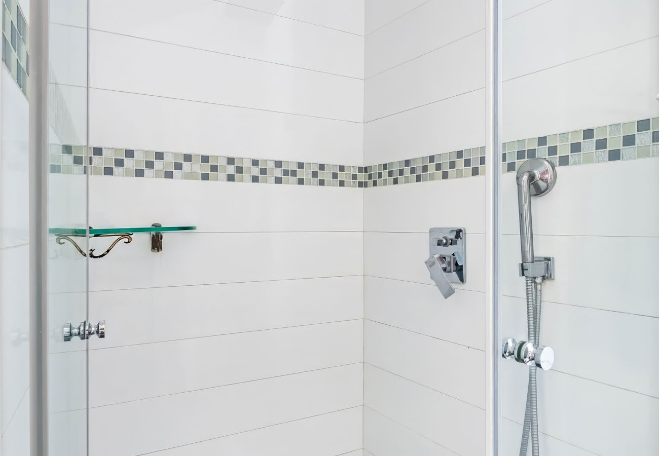 Apartment in Tel Aviv - Jaffa - MAMAD, Penthouse & Jacuzzi in Neve Tzedek by FeelHome Apartment in Tel Aviv - Jaffa - MAMAD, Penthouse & Jacuzzi in Neve Tzedek by FeelHome