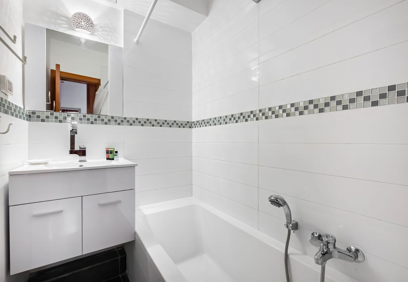 Apartment in Tel Aviv - Jaffa - MAMAD, Penthouse & Jacuzzi in Neve Tzedek by FeelHome Apartment in Tel Aviv - Jaffa - MAMAD, Penthouse & Jacuzzi in Neve Tzedek by FeelHome