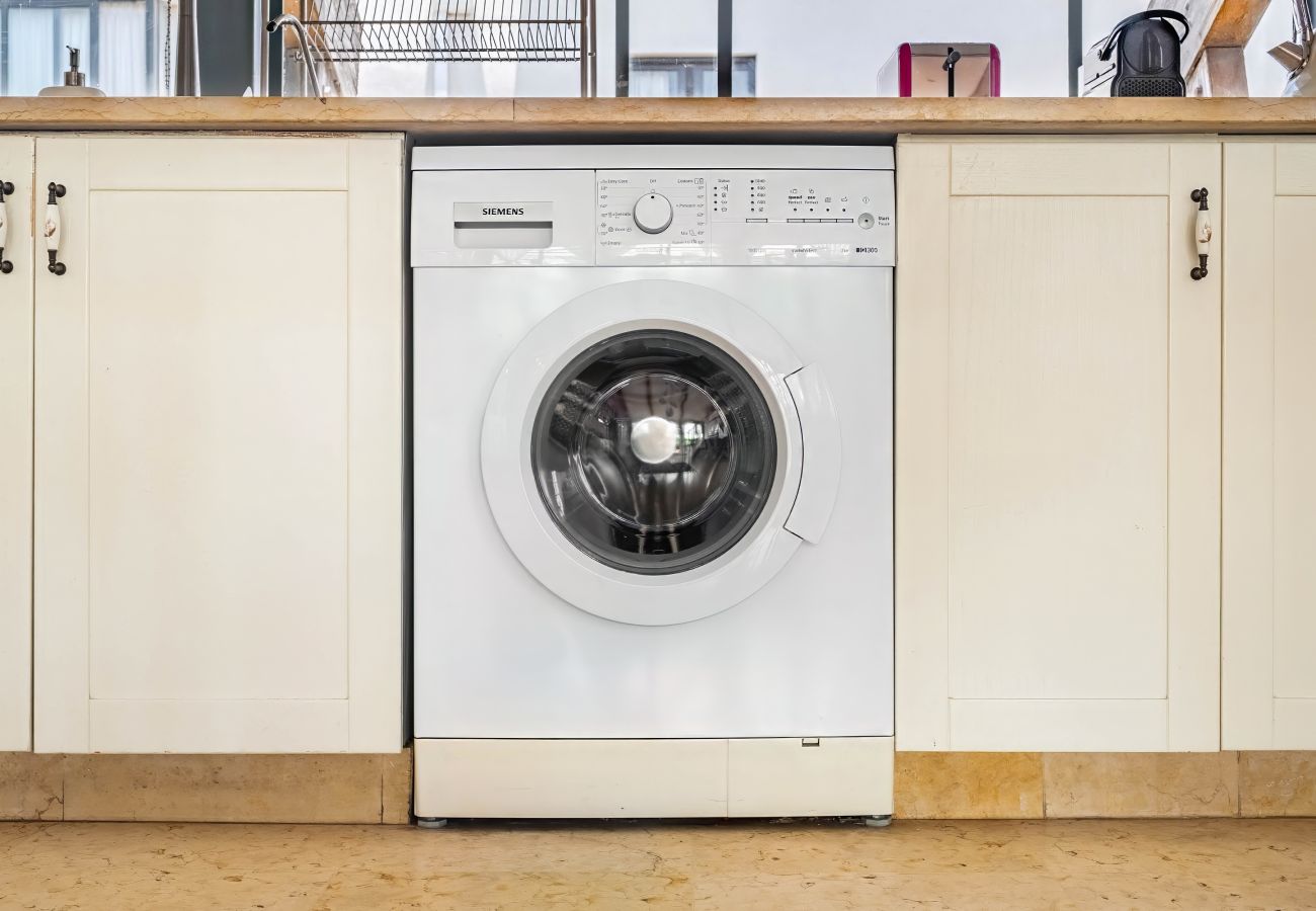 Apartment in Tel Aviv - Jaffa - MAMAD, Penthouse & Jacuzzi in Neve Tzedek by FeelHome Apartment in Tel Aviv - Jaffa - MAMAD, Penthouse & Jacuzzi in Neve Tzedek by FeelHome