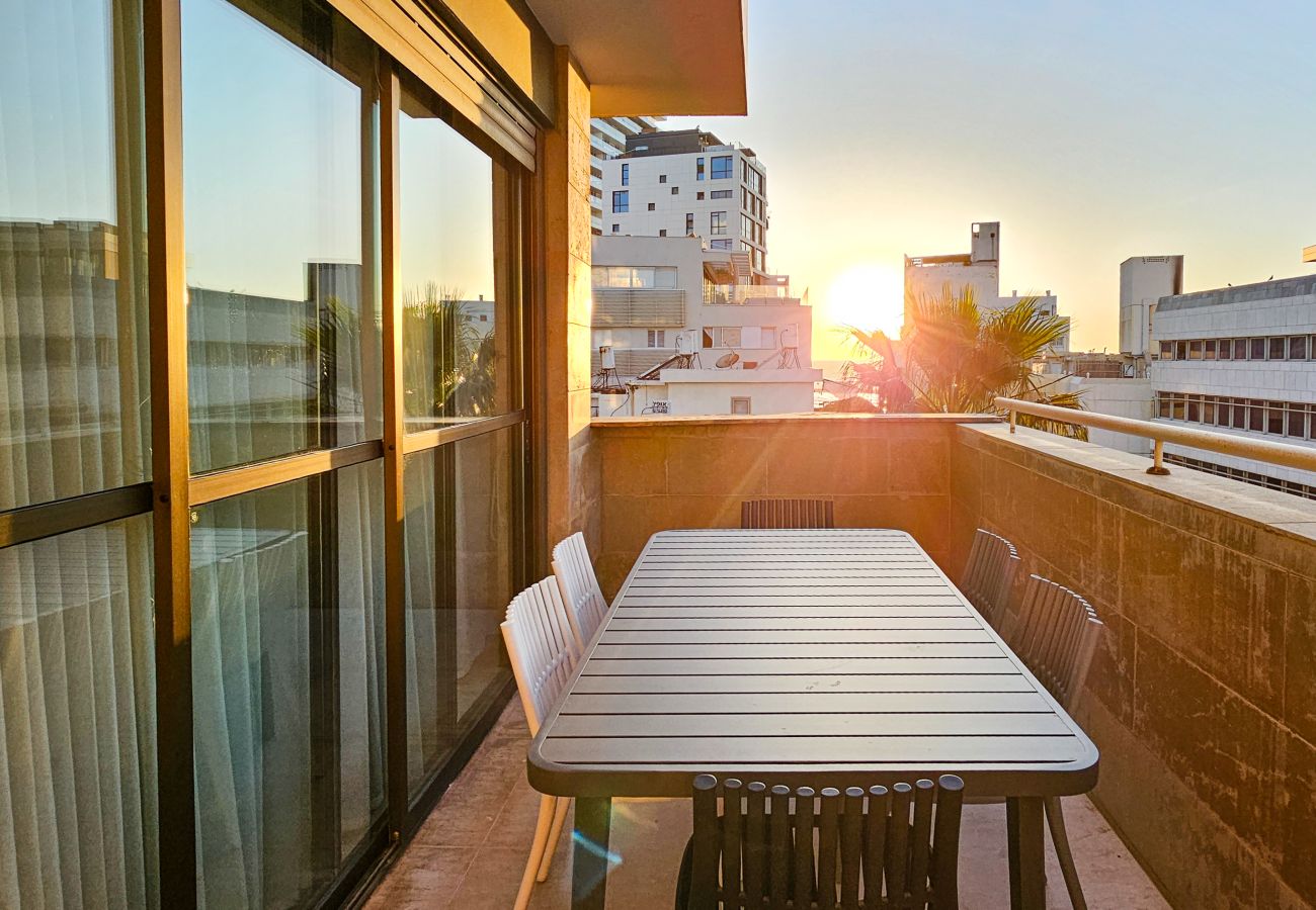 Apartment in Tel Aviv - Jaffa - MAMAD Upscale Family Home with Balcony, Parking next to Beach by FeelHome Apartment in Tel Aviv - Jaffa - MAMAD Upscale Family Home with Balcony, Parking next to Beach by FeelHome