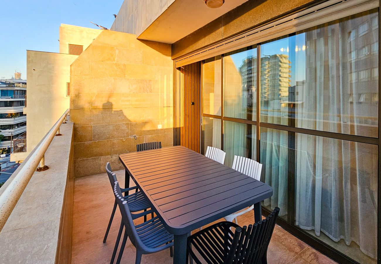 Apartment in Tel Aviv - Jaffa - MAMAD Upscale Family Home with Balcony, Parking next to Beach by FeelHome Apartment in Tel Aviv - Jaffa - MAMAD Upscale Family Home with Balcony, Parking next to Beach by FeelHome