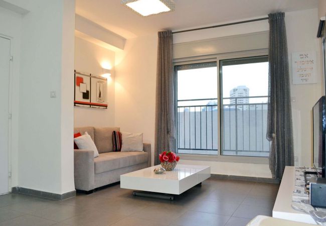Apartment in Tel Aviv - Jaffa - Cozy & Modern in Central TLV