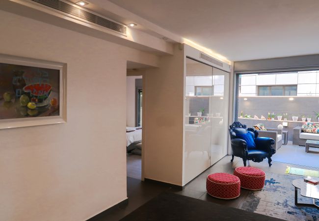 Apartment in Tel Aviv - Jaffa - Hipster Hotspot! Jacuzzi, patio, parking, BEACH! Apartment in Tel Aviv - Jaffa - Hipster Hotspot! Jacuzzi, patio, parking, BEACH!