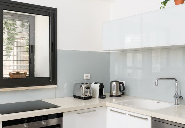 Apartment in Tel Aviv - Jaffa - MAMAD Fresh Design 2BR in City Center by FeelHome Apartment in Tel Aviv - Jaffa - MAMAD Fresh Design 2BR in City Center by FeelHome