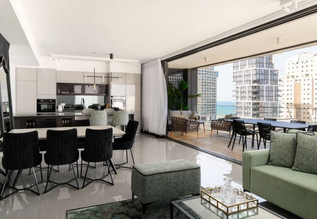 Apartment in Tel Aviv - Jaffa - MAMAD Luxury Executive 4BR with Terrace & Sea View by FeelHome Apartment in Tel Aviv - Jaffa - MAMAD Luxury Executive 4BR with Terrace & Sea View by FeelHome