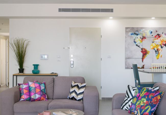 Apartment in Holon - MAMAD Deluxe Apt & Terrace with City Overview by FeelHome Apartment in Holon - MAMAD Deluxe Apt & Terrace with City Overview by FeelHome