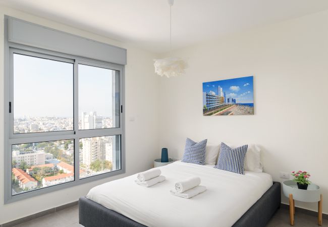 Apartment in Holon - MAMAD Deluxe Apt & Terrace with City Overview by FeelHome Apartment in Holon - MAMAD Deluxe Apt & Terrace with City Overview by FeelHome