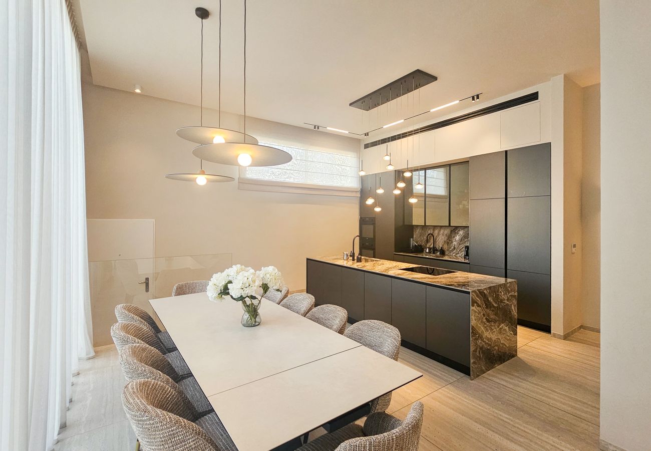 Villa in Herzliya - MAMAD Luxury New Villa with Private Pool by FeelHome Villa in Herzliya - MAMAD Luxury New Villa with Private Pool by FeelHome