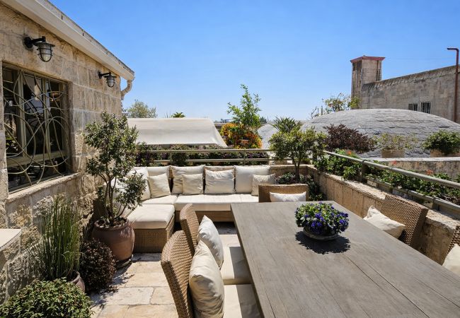 Apartment in Jerusalem - Family Friendly with Terrace in Old City by FeelHome