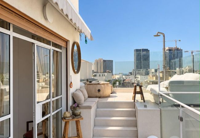 Apartment in Tel Aviv - Jaffa - Design Duplex 2 Terraces near Carmel Market | FeelHome
