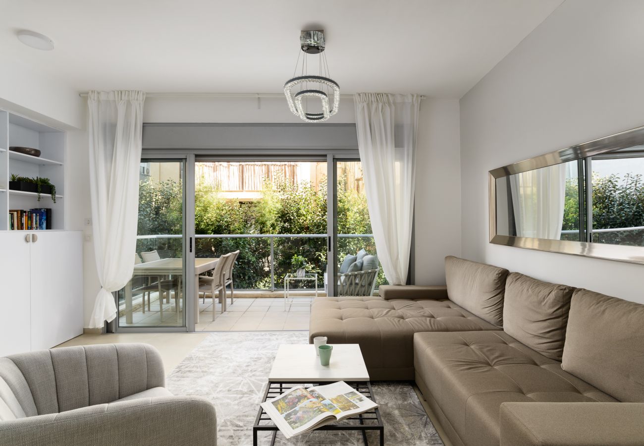 Апартаменты на Tel Aviv - Jaffa - MAMAD Quiet Hideaway & Terrace near Beach by FeelHome Апартаменты на Tel Aviv - Jaffa - MAMAD Quiet Hideaway & Terrace near Beach by FeelHome