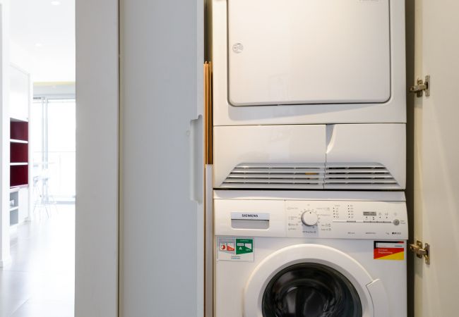 Апартаменты на Tel Aviv - Jaffa - MAMAD Comfort 3BR & Balcony in City Center by FeelHome Апартаменты на Tel Aviv - Jaffa - MAMAD Comfort 3BR & Balcony in City Center by FeelHome