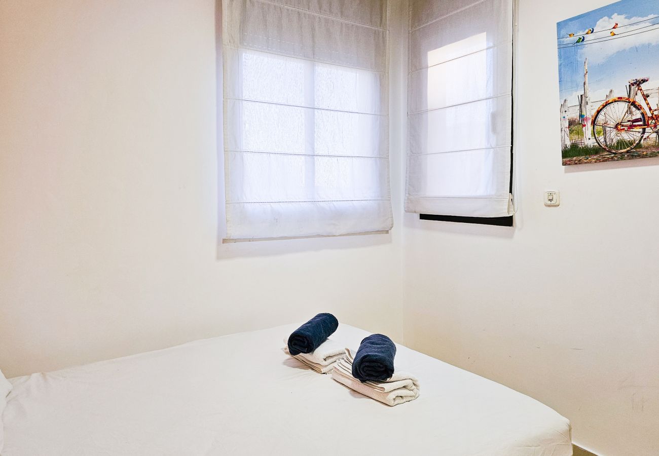 Апартаменты на Tel Aviv - Jaffa - MAMAD Upscale Family Home with Balcony, Parking next to Beach by FeelHome Апартаменты на Tel Aviv - Jaffa - MAMAD Upscale Family Home with Balcony, Parking next to Beach by FeelHome