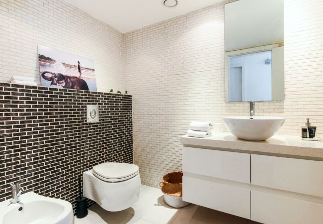 Апартаменты на Tel Aviv - Jaffa - MIKLAT Luxury Condo & Spectacular View by FeelHome Апартаменты на Tel Aviv - Jaffa - MIKLAT Luxury Condo & Spectacular View by FeelHome