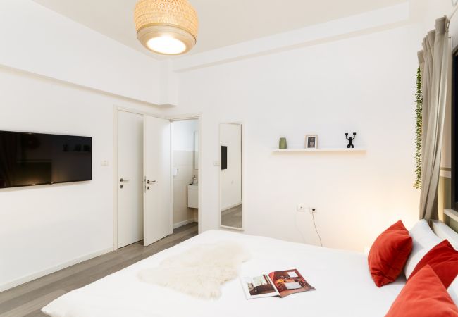 Апартаменты на Tel Aviv - Jaffa - MAMAD Fresh Design 2BR in City Center by FeelHome Апартаменты на Tel Aviv - Jaffa - MAMAD Fresh Design 2BR in City Center by FeelHome