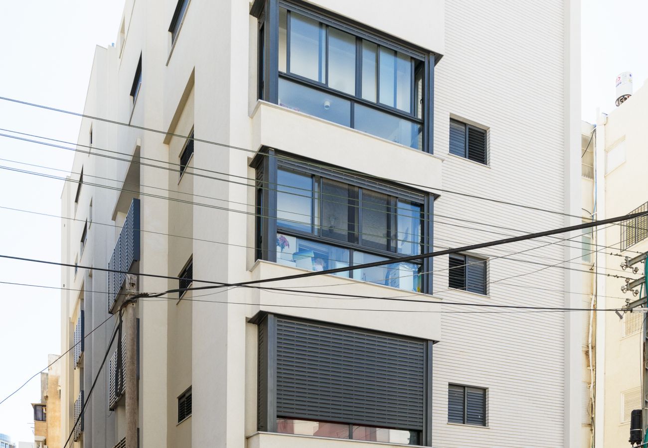 Апартаменты на Tel Aviv - Jaffa - MAMAD Fresh Design 2BR in City Center by FeelHome Апартаменты на Tel Aviv - Jaffa - MAMAD Fresh Design 2BR in City Center by FeelHome