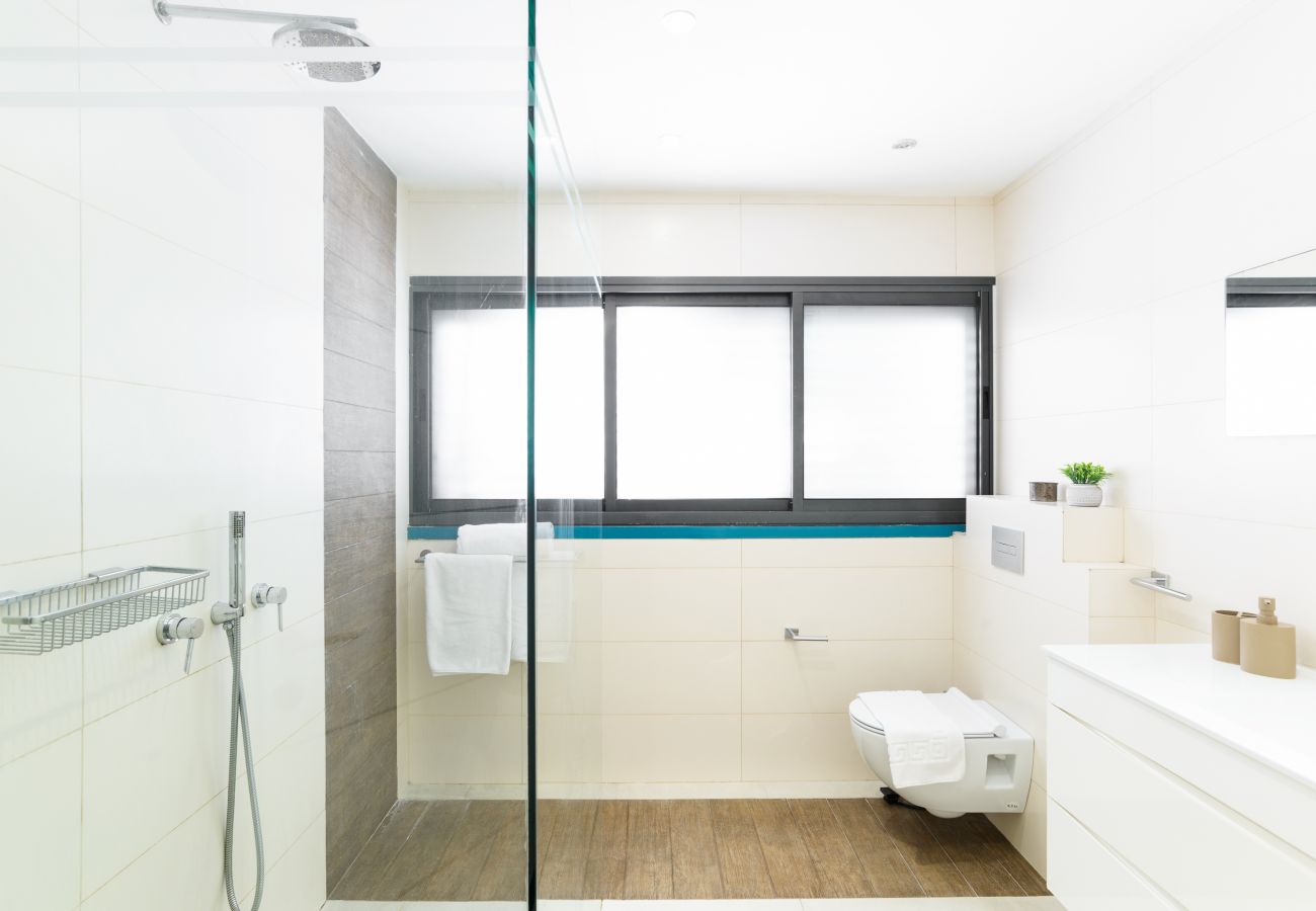 Апартаменты на Tel Aviv - Jaffa - MAMAD Fresh Design 2BR in City Center by FeelHome Апартаменты на Tel Aviv - Jaffa - MAMAD Fresh Design 2BR in City Center by FeelHome