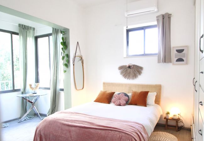 Апартаменты на Tel Aviv - Jaffa - Design & Balcony in City Center by FeelHome Апартаменты на Tel Aviv - Jaffa - Design & Balcony in City Center by FeelHome