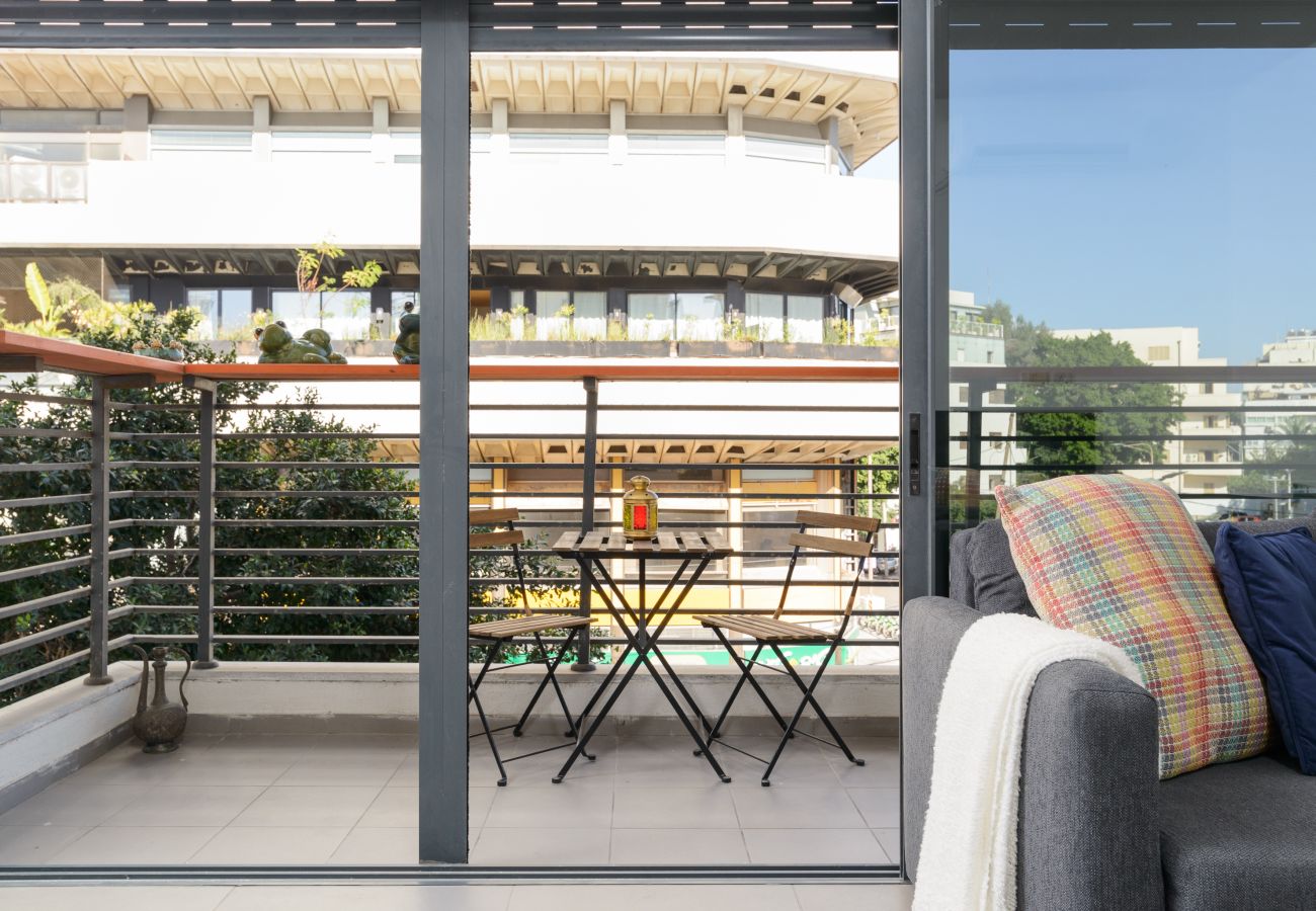 Апартаменты на Tel Aviv - Jaffa - MAMAD New Bright 2BR with Balcony near Beach by FeelHome Апартаменты на Tel Aviv - Jaffa - MAMAD New Bright 2BR with Balcony near Beach by FeelHome