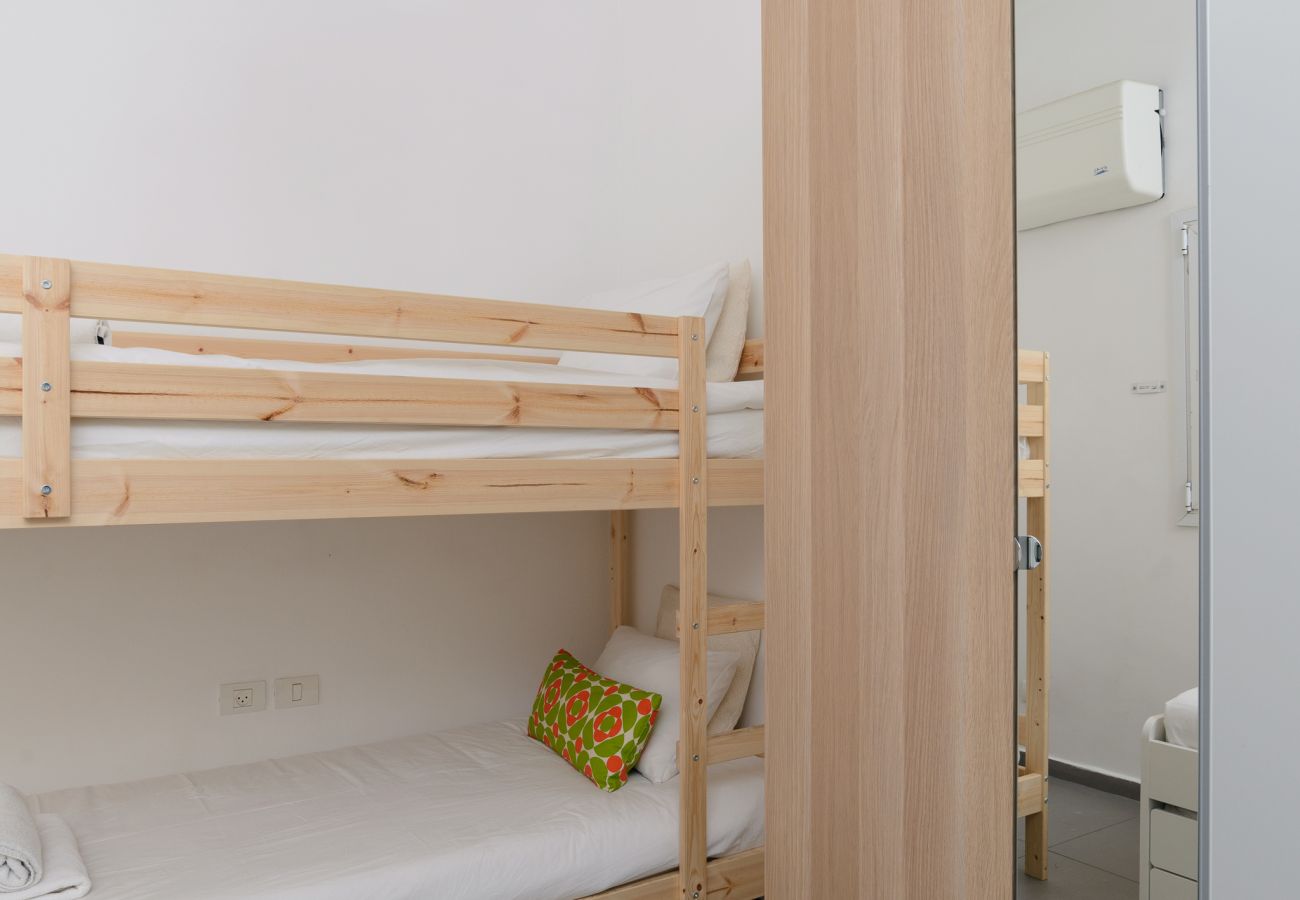 Апартаменты на Tel Aviv - Jaffa - MAMAD New Bright 2BR with Balcony near Beach by FeelHome Апартаменты на Tel Aviv - Jaffa - MAMAD New Bright 2BR with Balcony near Beach by FeelHome