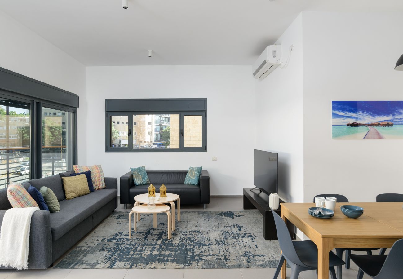 Апартаменты на Tel Aviv - Jaffa - MAMAD New Bright 2BR with Balcony near Beach by FeelHome Апартаменты на Tel Aviv - Jaffa - MAMAD New Bright 2BR with Balcony near Beach by FeelHome