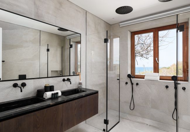 Вилла на Beit Yanai - MAMAD Ultimate Luxury Villa & Wild Beach by FeelHome Вилла на Beit Yanai - MAMAD Ultimate Luxury Villa & Wild Beach by FeelHome