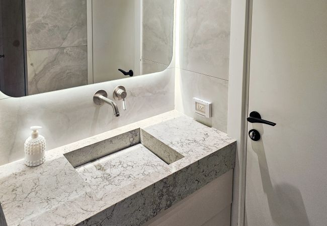 Вилла на Herzliya - MAMAD Luxury New Villa with Private Pool by FeelHome Вилла на Herzliya - MAMAD Luxury New Villa with Private Pool by FeelHome