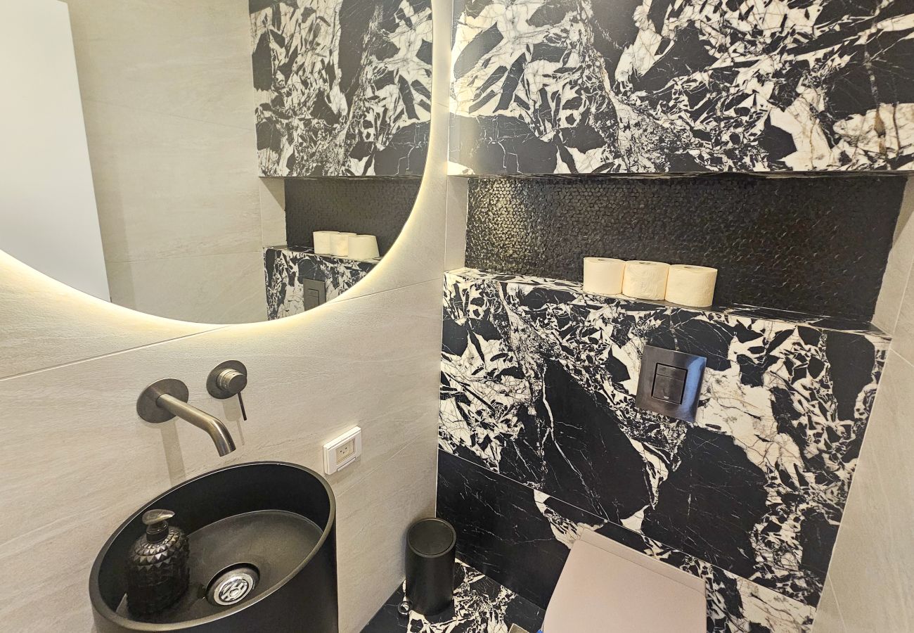 Вилла на Herzliya - MAMAD Luxury New Villa with Private Pool by FeelHome Вилла на Herzliya - MAMAD Luxury New Villa with Private Pool by FeelHome