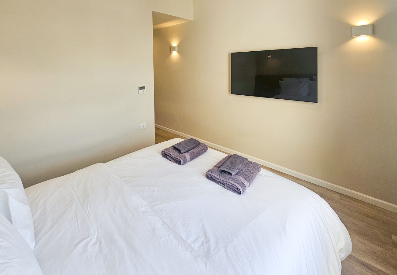 Вилла на Herzliya - MAMAD Luxury New Villa with Private Pool by FeelHome Вилла на Herzliya - MAMAD Luxury New Villa with Private Pool by FeelHome