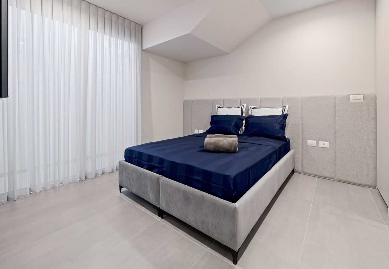 Вилла на Herzliya - Luxury Brand New Villa with Pool by FeelHome Вилла на Herzliya - Luxury Brand New Villa with Pool by FeelHome