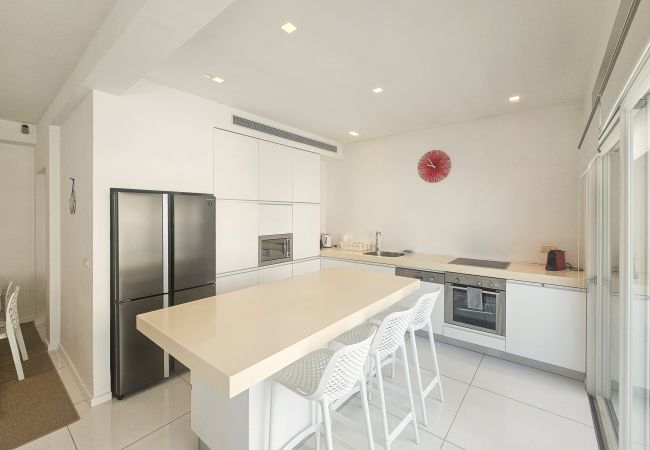 Апартаменты на Tel Aviv - Jaffa - MIKLAT Bright & Family Friendly Near Beach by FeelHome Апартаменты на Tel Aviv - Jaffa - MIKLAT Bright & Family Friendly Near Beach by FeelHome